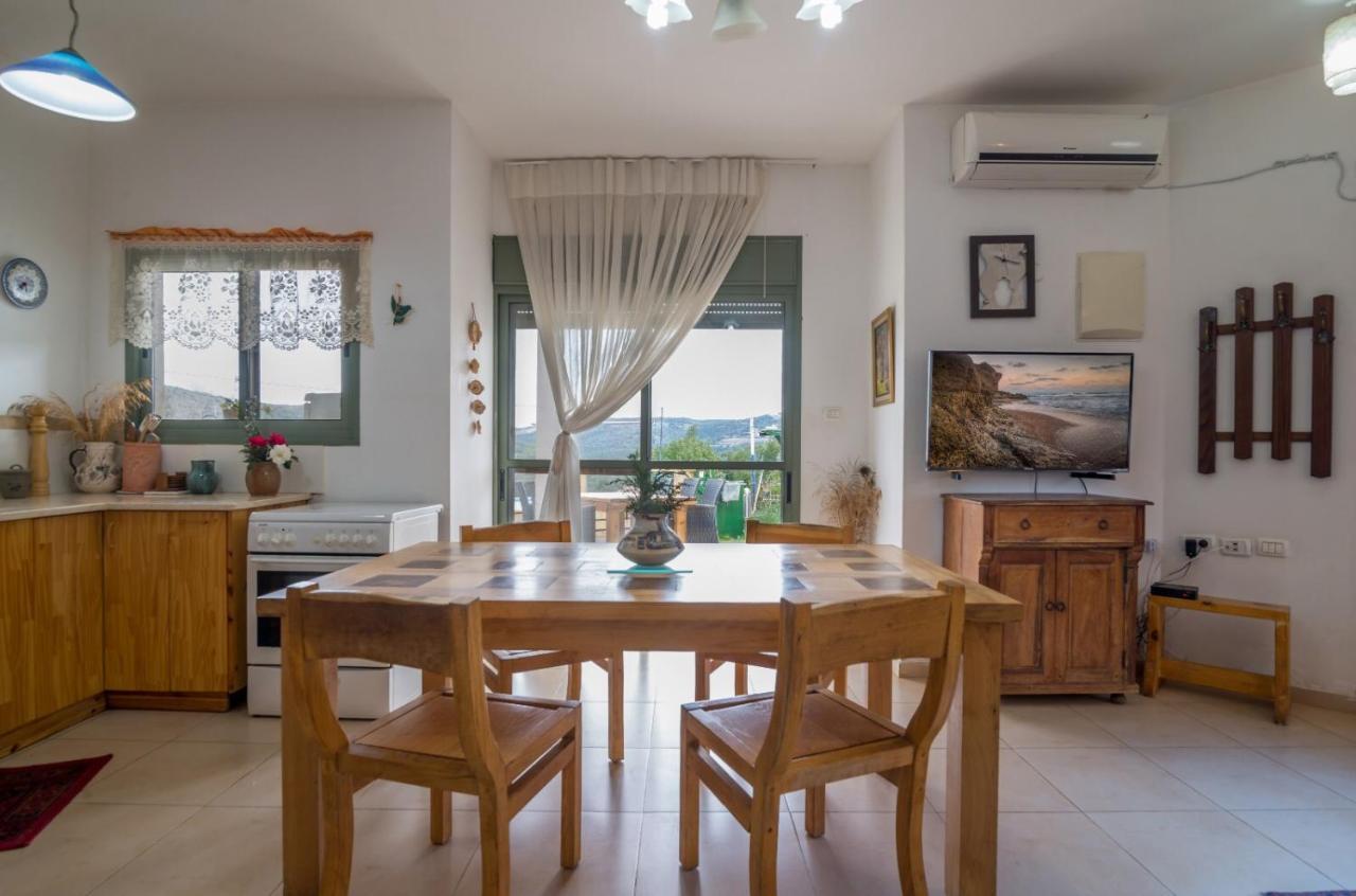 וילה שירה בשיר החורש Villa Shomera Exterior photo